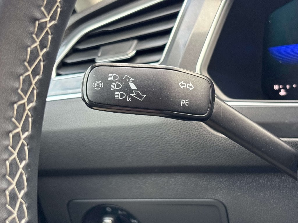 Certified 2023 Volkswagen Tiguan SE AWD/4WD image 31