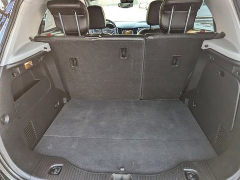 Used 2019 Chevrolet Trax LT w/ Redline Edition image 17