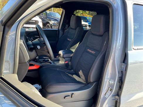 Used 2023 Nissan Frontier PRO-4X w/ Tow Package image 9