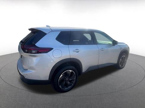 Used 2025 Nissan Rogue SV image 13