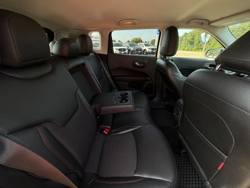 Used 2019 Jeep Compass Trailhawk w/ Safety & Security Group AWD/4WD image 27