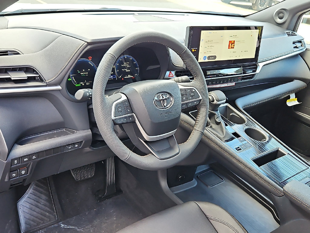 New 2026 Toyota Sienna XLE Woodland Edition AWD/4WD image 19