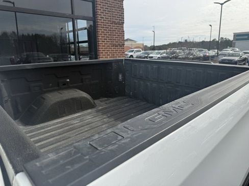 Used 2019 GMC Sierra 1500 SLT w/ SLT Premium Package image 15