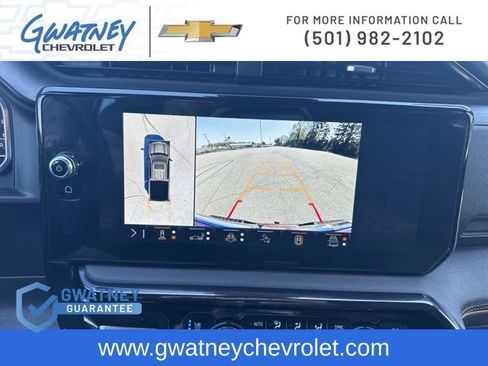 Used 2024 GMC Sierra 1500 AT4 w/ Technology Package image 19