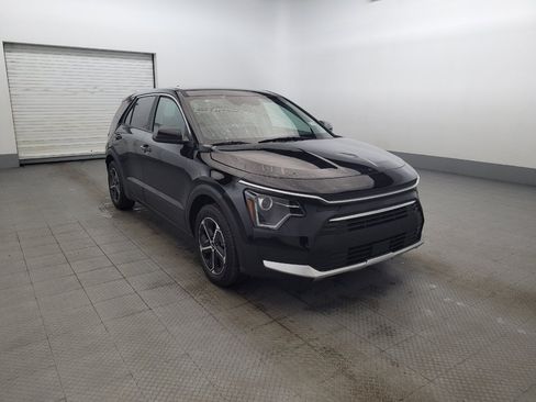Used 2023 Kia Niro LX FWD image 13