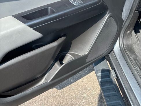 Used 2022 Chevrolet Colorado W/T RWD image 12