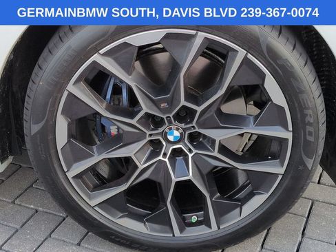 Used 2025 BMW X7 M60i AWD/4WD image 12