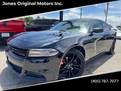 Used 2017 Dodge Charger SE w/ Blacktop Package