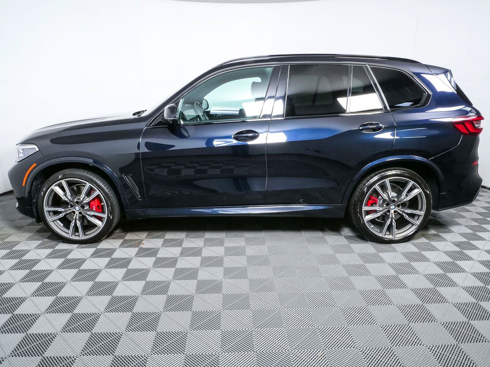 Used 2021 BMW X5 M50i w/ Executive Package AWD/4WD image 2