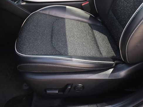 Used 2025 Kia K4 GT-Line w/ GT-Line Sunroof Package FWD image 16
