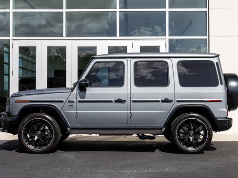 Used 2025 Mercedes-Benz G 63 AMG 4MATIC image 8