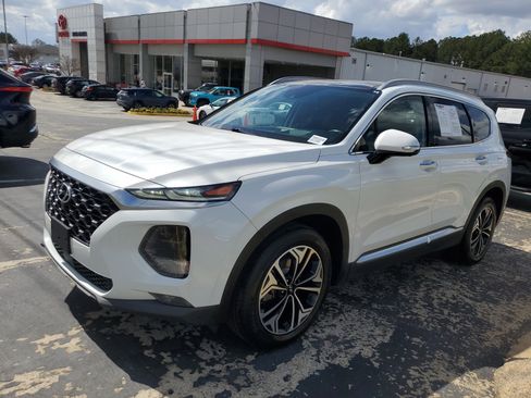 Used 2019 Hyundai Santa Fe AWD image 3