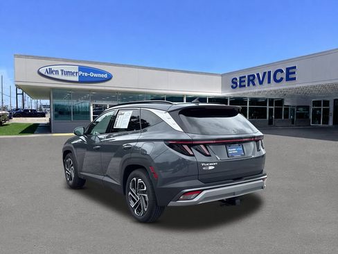 Used 2025 Hyundai Tucson Limited FWD image 6