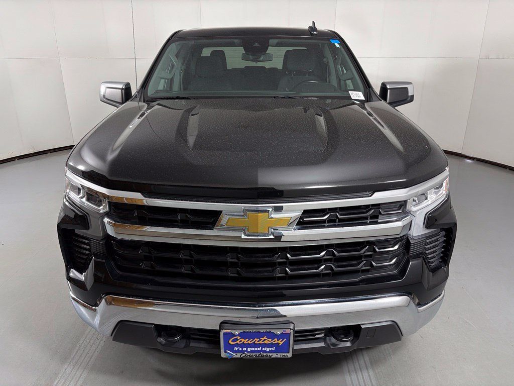 Certified 2023 Chevrolet Silverado 1500 LT AWD/4WD image 4