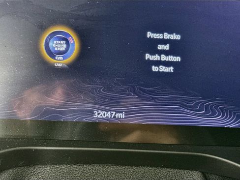 Certified 2022 Jeep Grand Cherokee L Laredo w/ Luxury Tech Group I AWD/4WD image 20