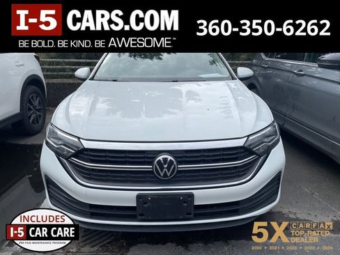 Used 2024 Volkswagen Jetta S image 1