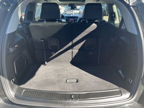 Certified 2022 Jeep Grand Cherokee L Limited AWD/4WD image 11