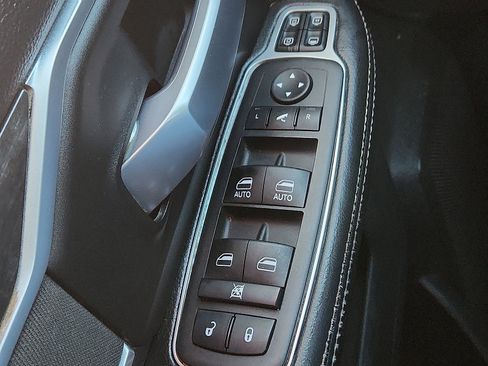 Used 2024 RAM 2500 Big Horn image 17