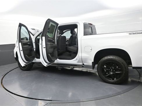 Used 2025 Chevrolet Silverado 1500 LT Trail Boss w/ LT Trail Boss Premium Package image 29