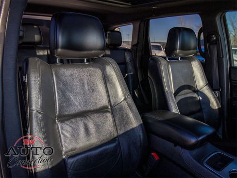 Used 2022 Jeep Grand Cherokee Limited w/ Trailer Tow Group IV image 17