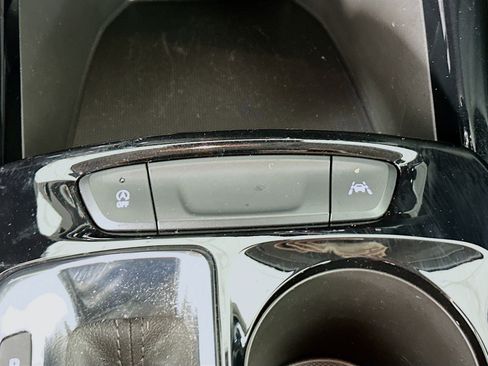 Used 2025 Chevrolet Trax LT image 24