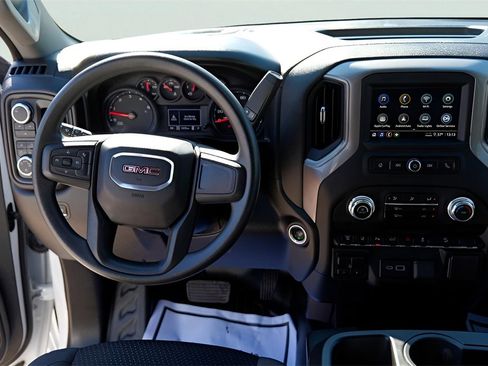 Certified 2024 GMC Sierra 2500 Pro image 18