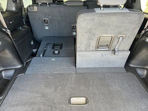 New 2025 Jeep Grand Cherokee L Laredo w/ Luxury Tech Group I image 17