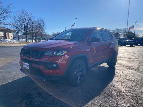New 2026 Jeep Compass Latitude image 12