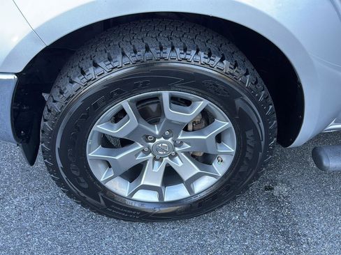 Used 2019 Nissan Frontier SL image 34