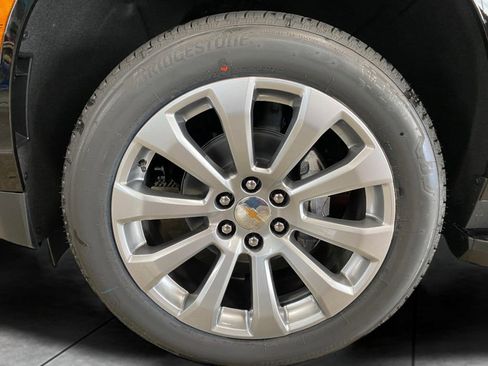 New 2026 Chevrolet Suburban Premier w/ Sun And Tow Package image 15