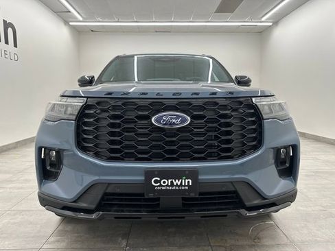 New 2026 Ford Explorer ST-Line w/ ST-Line Street Pack image 8