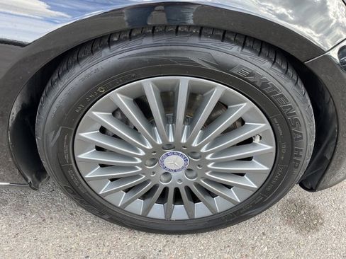 Used 2015 Mercedes-Benz C 300 4MATIC Sedan w/ Premium 1 Package image 16