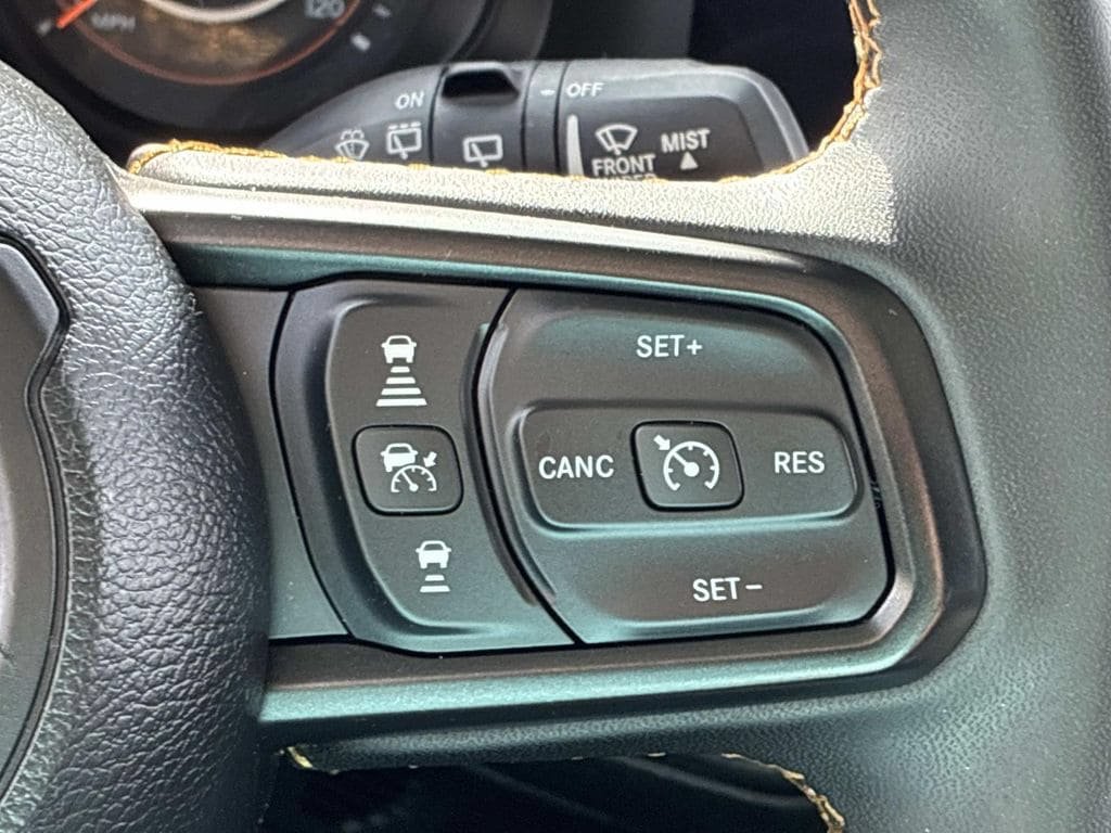 Used 2024 Jeep Wrangler Unlimited Sport AWD/4WD image 24