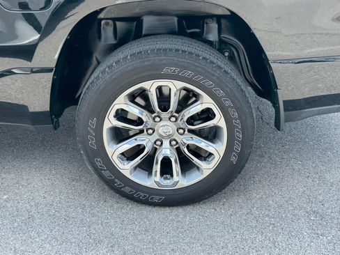 Used 2023 RAM 1500 Laramie AWD/4WD image 7