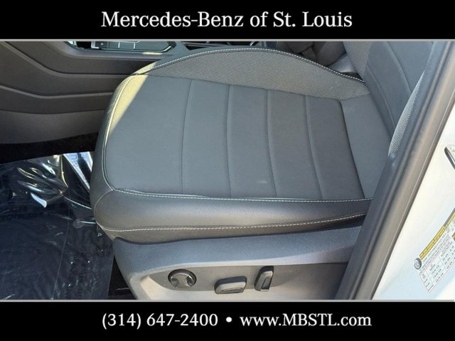 Used 2024 Volkswagen Taos SE w/ Panoramic Sunroof Package FWD image 19
