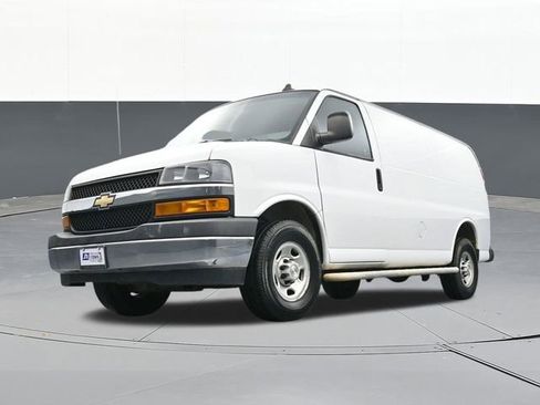 Used 2021 Chevrolet Express 2500 Work Van w/ Driver Convenience Package image 49