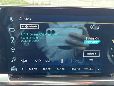Used 2023 Chevrolet Silverado 1500 LT AWD/4WD image 6