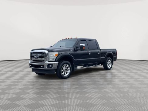 Used 2011 Ford F250 Lariat w/ Lariat Ultimate Pkg image 4