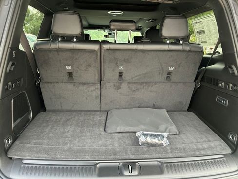 New 2026 Jeep Grand Wagoneer Limited AWD/4WD image 25