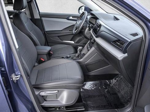 Used 2022 Volkswagen Taos SE image 23