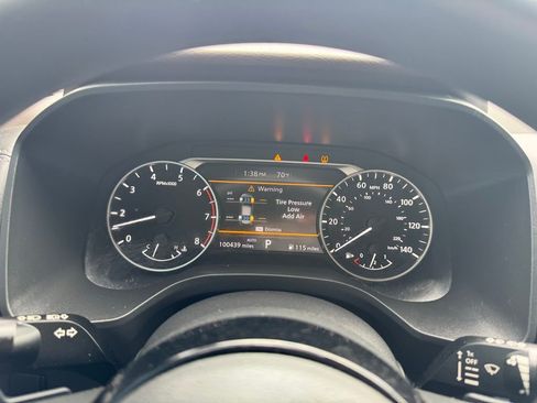 Used 2023 Nissan Rogue SV image 17