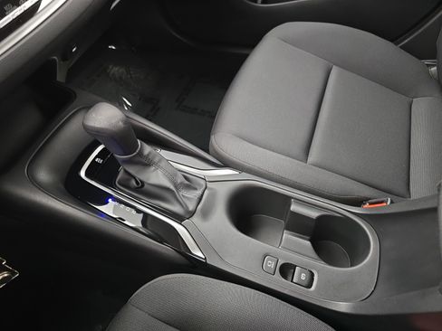 Used 2024 Toyota Corolla LE image 23