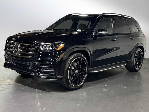 New 2026 Mercedes-Benz GLS 580 4MATIC image 7