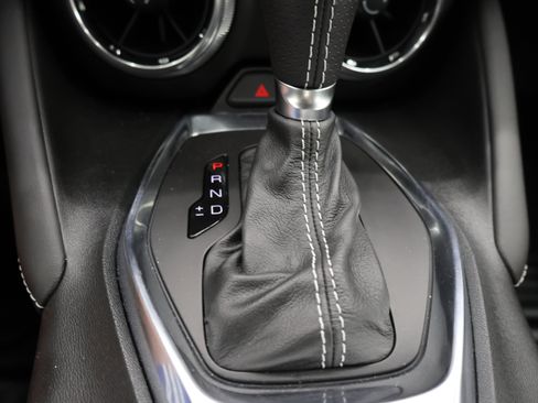 Used 2020 Chevrolet Camaro SS RWD image 42