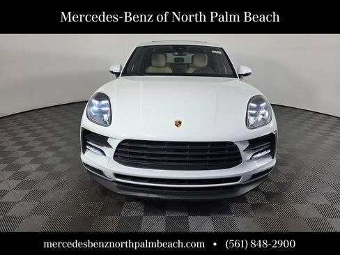 Used 2021 Porsche Macan AWD/4WD image 2