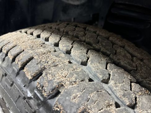 Used 2024 RAM 2500 Laramie w/ Safety Group AWD/4WD image 43