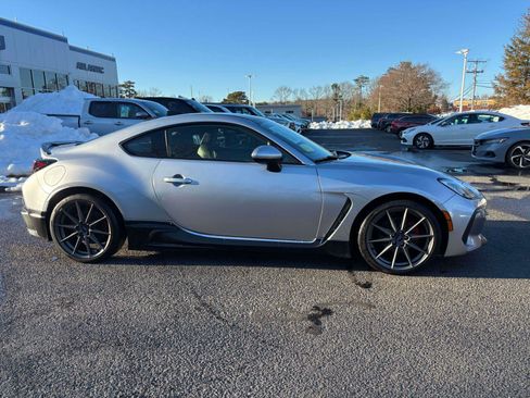 Used 2022 Subaru BRZ Limited image 2