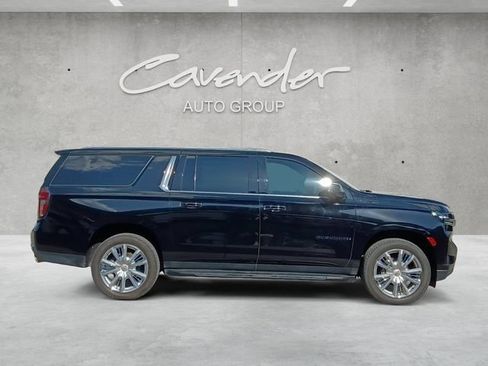 Used 2021 Chevrolet Suburban High Country AWD/4WD image 17