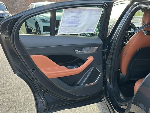 Used 2024 Jaguar I-PACE R-Dynamic HSE image 18