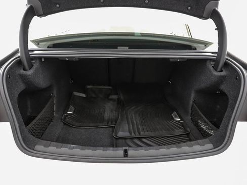 Used 2019 BMW 330i xDrive Sedan AWD/4WD image 24